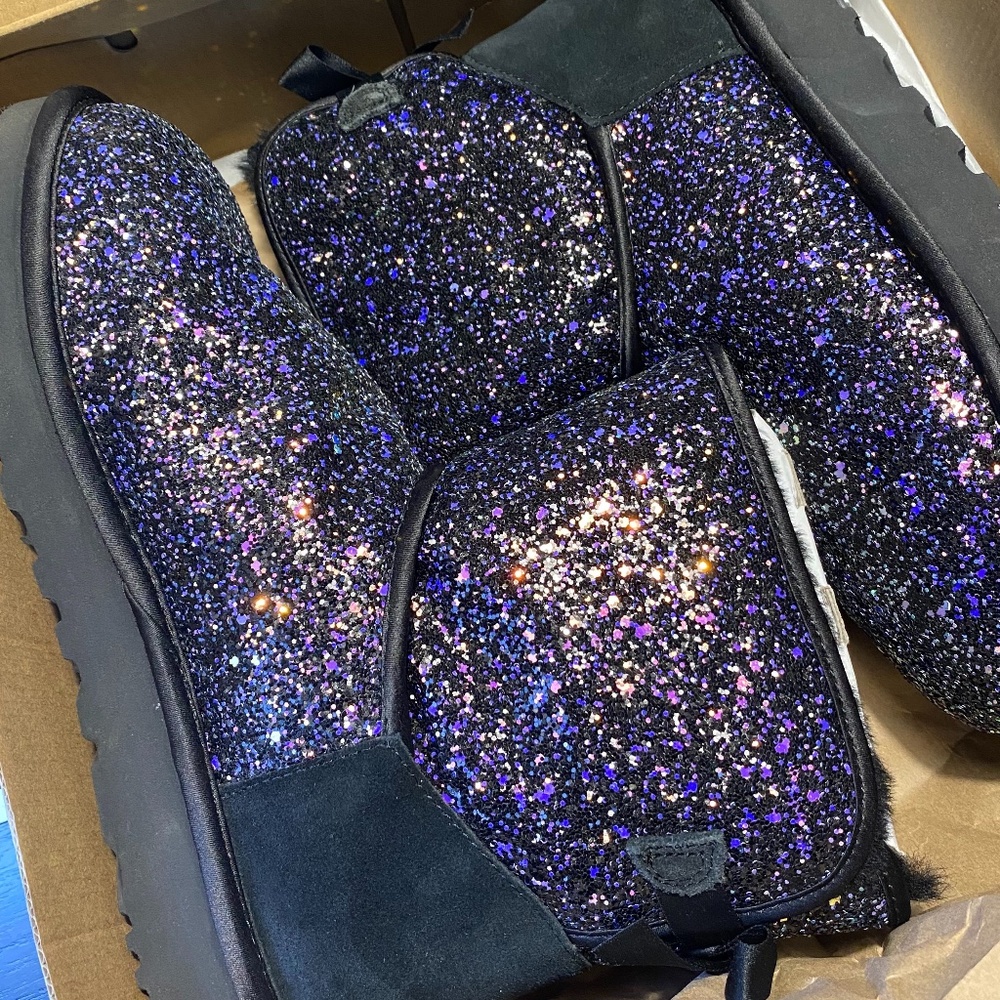 SPARKLY UGG'S